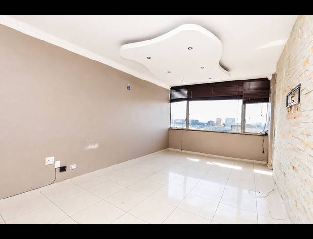 2.5 BEDROOM APARTMENT FOR SALE IN GLENWOOD